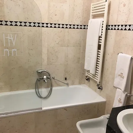 酒店 德拉别墅酒店 4*