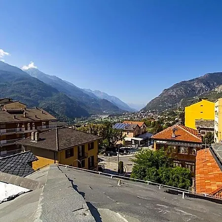 De La 4*